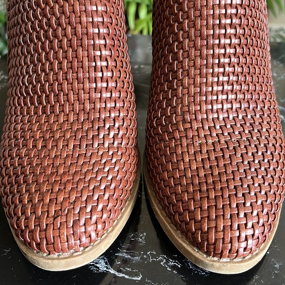 🤎❤️👢Vintage Women’s ESPRIT Woven Cognac Kelsie Boots-8.5 - Picture 6 of 16